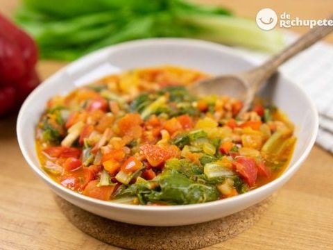 Mangold mit Speck und Tomate