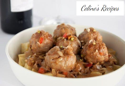 Fleischbällchen mit Mandeln und Pistazien