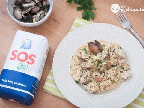 Reis mit Muscheln