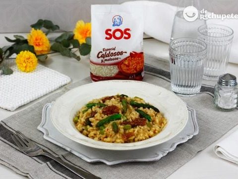 Klebreis mit Spargel