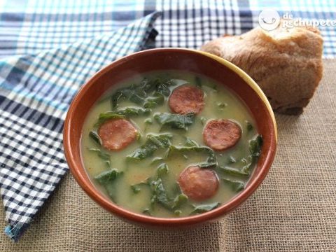Portugiesische grüne Brühe