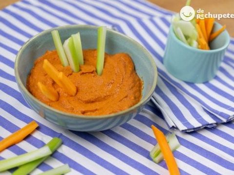 Muhammara. Paprikacreme mit Walnüssen