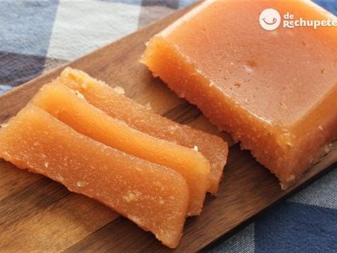 Hausgemachte Quitte und Apfelsüßigkeit