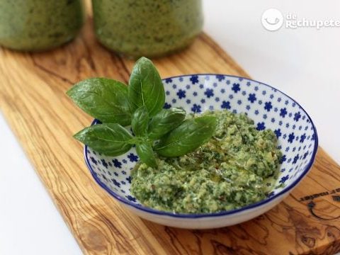 Pesto mit Walnüssen