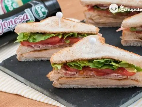 Wie man einen Sandwich Club macht