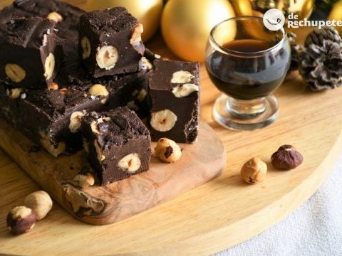 Schokoladen-Haselnuss-Nougat