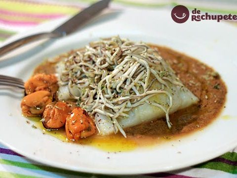 Gebackene Kabeljaufilets mit Aalbaby und Muschelcreme