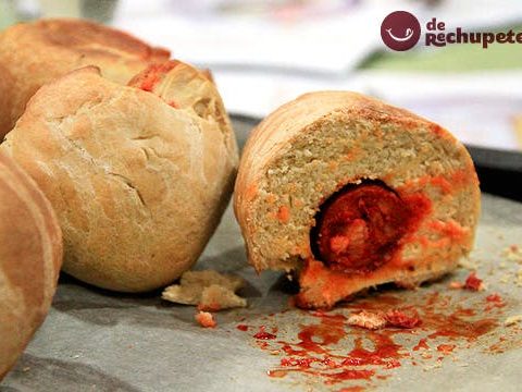 Schwangere oder schwangere Brötchen. Choripan oder Chorizo Boliños