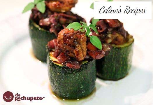 Zucchini gefüllt mit Ratatouille und Hähnchenfilet.