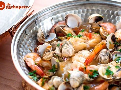 Fisch und Meeresfrüchte Cataplana. Portugiesisches Rezept