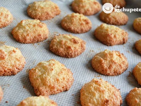 Cocadas oder Kokosnusskuchen