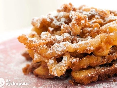Trichterkuchen. Mini Churros