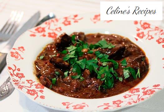 Gulasch oder ungarisches Gulasch. Traditionelles Rezept