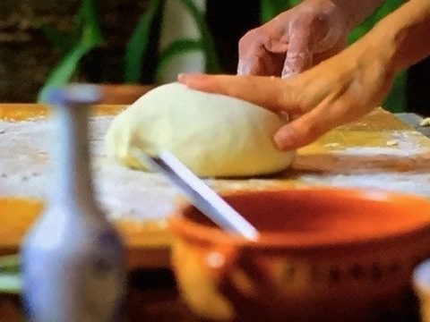 Wie man die beste hausgemachte Pizza macht