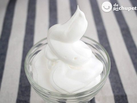 Wie man italienisches Baiser zubereitet