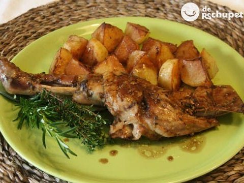 Gebratene Lammschulter mit feinen Kräutern