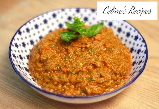 Rotes oder rotes Pesto. italienisches Dressing