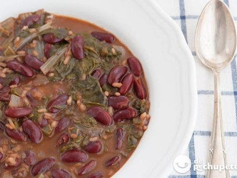 Potata de Pinto Bohnen mit Reis