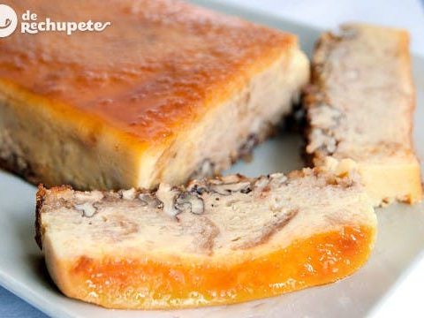 Brotpudding und Walnüsse