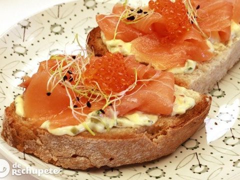 Geräucherter Lachs mit Sauce Tartar