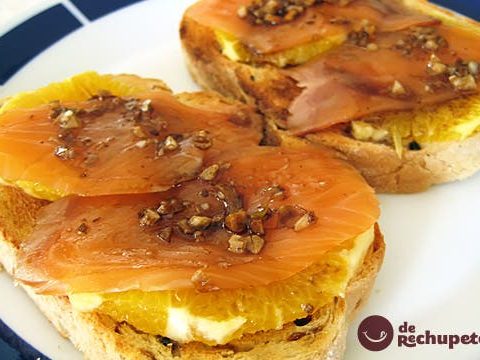 Lachs-Orangen-Toast