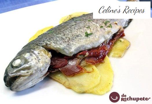 Gebackene gefüllte Forelle