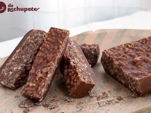 Knuspriger Schokoladen-Nougat
