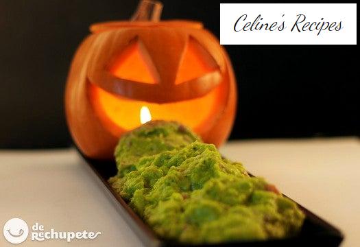 Kürbis mit Guacamole. Halloween-Rezept