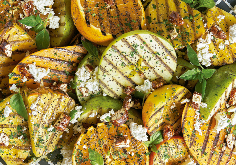 Gegrillter Obstsalat